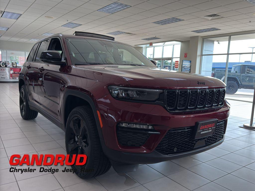 new 2025 Jeep Grand Cherokee car, priced at $58,430