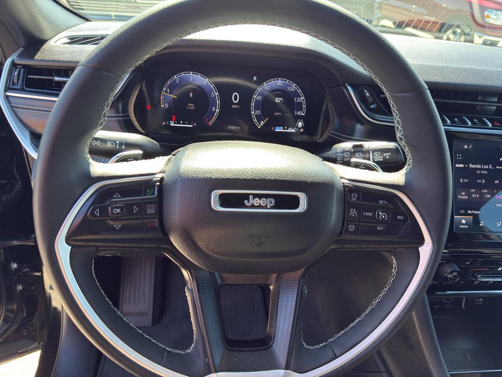 used 2024 Jeep Grand Cherokee car, priced at $36,295