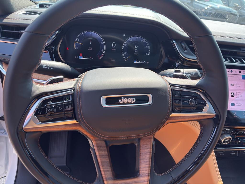 new 2025 Jeep Grand Cherokee car, priced at $67,133