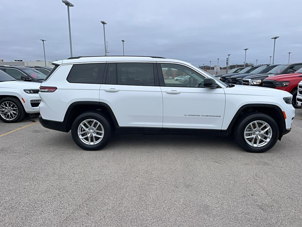 used 2022 Jeep Grand Cherokee L car, priced at $30,795