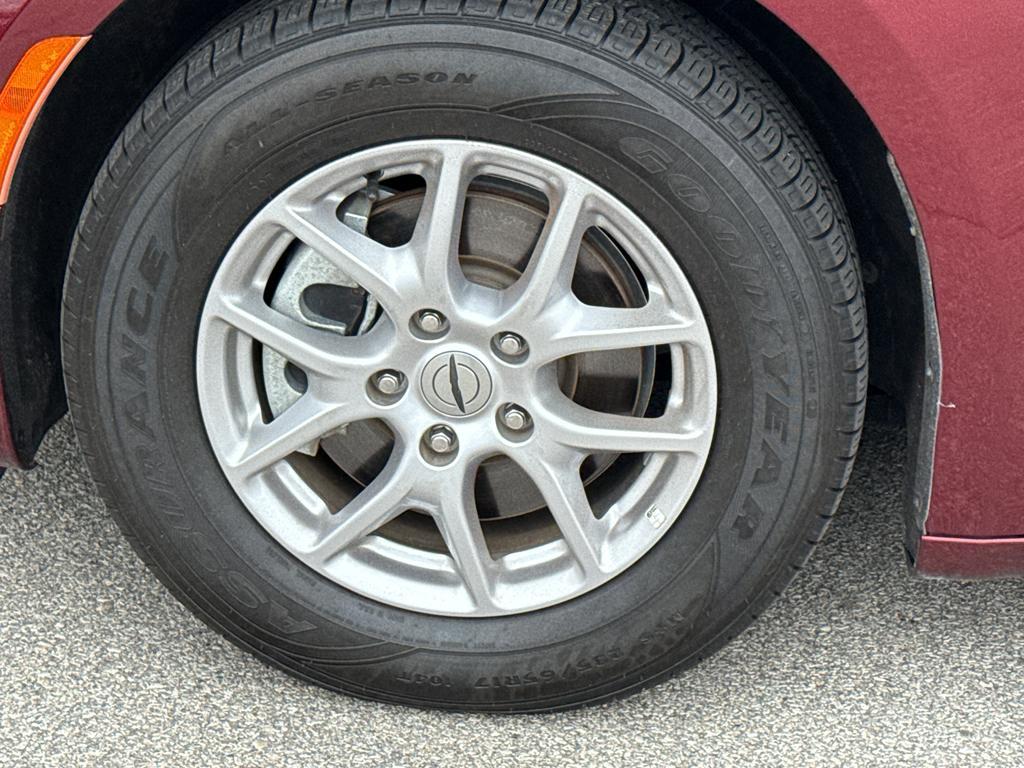 used 2023 Chrysler Pacifica car, priced at $26,795