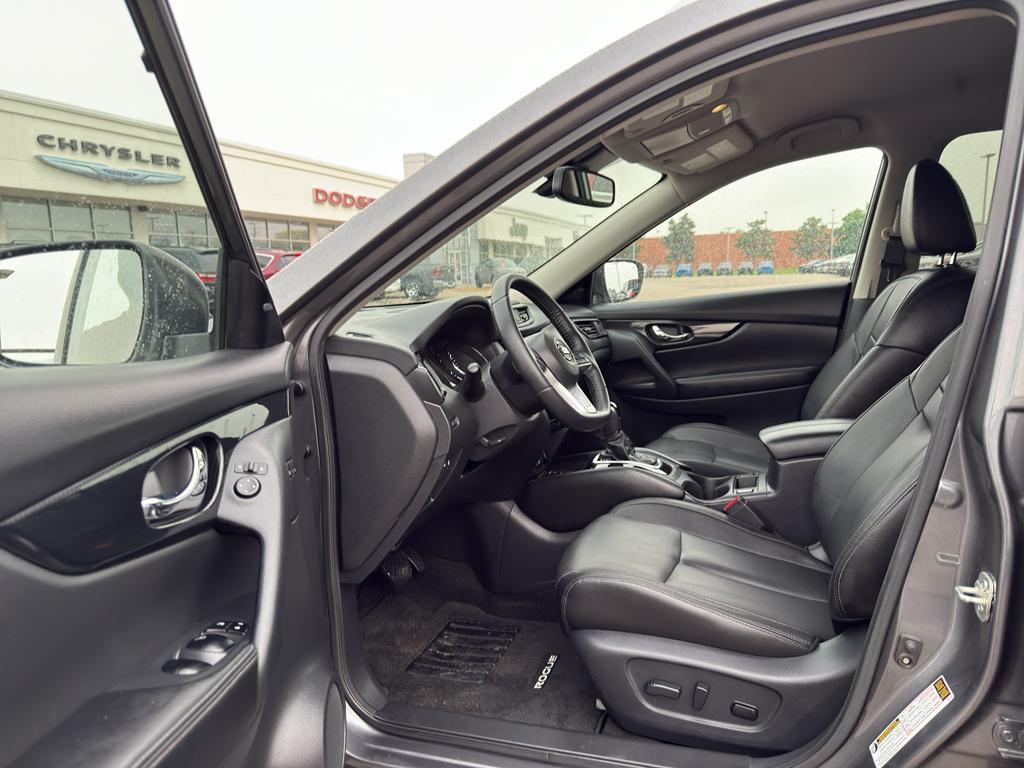 used 2020 Nissan Rogue car, priced at $22,695