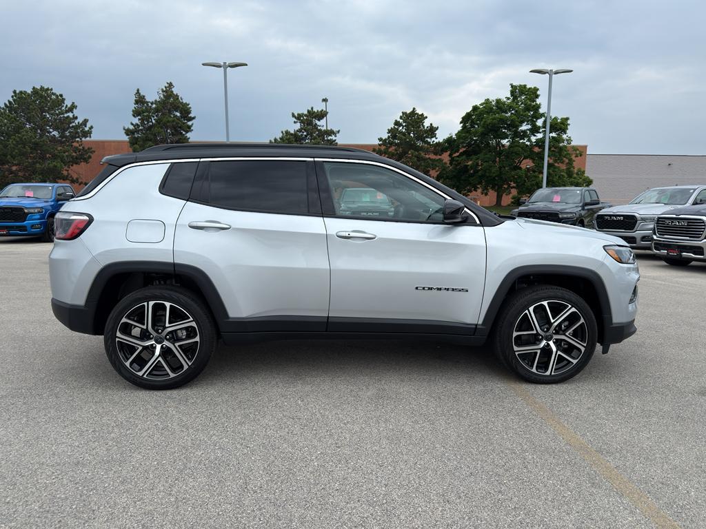 new 2025 Jeep Compass car, priced at $34,733