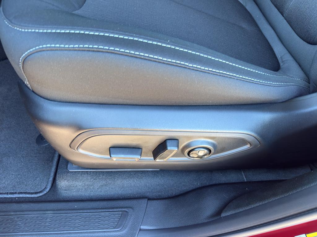 new 2025 Jeep Grand Cherokee L car