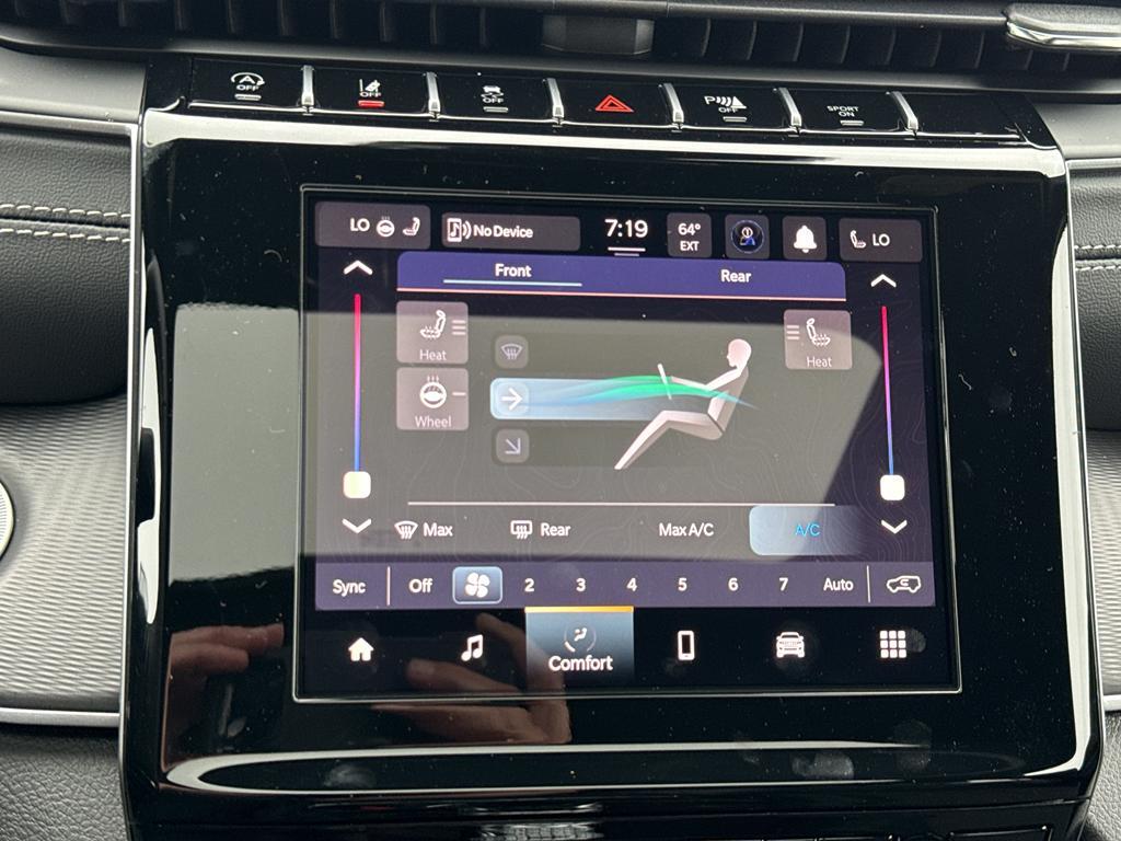 new 2025 Jeep Grand Cherokee L car, priced at $49,543