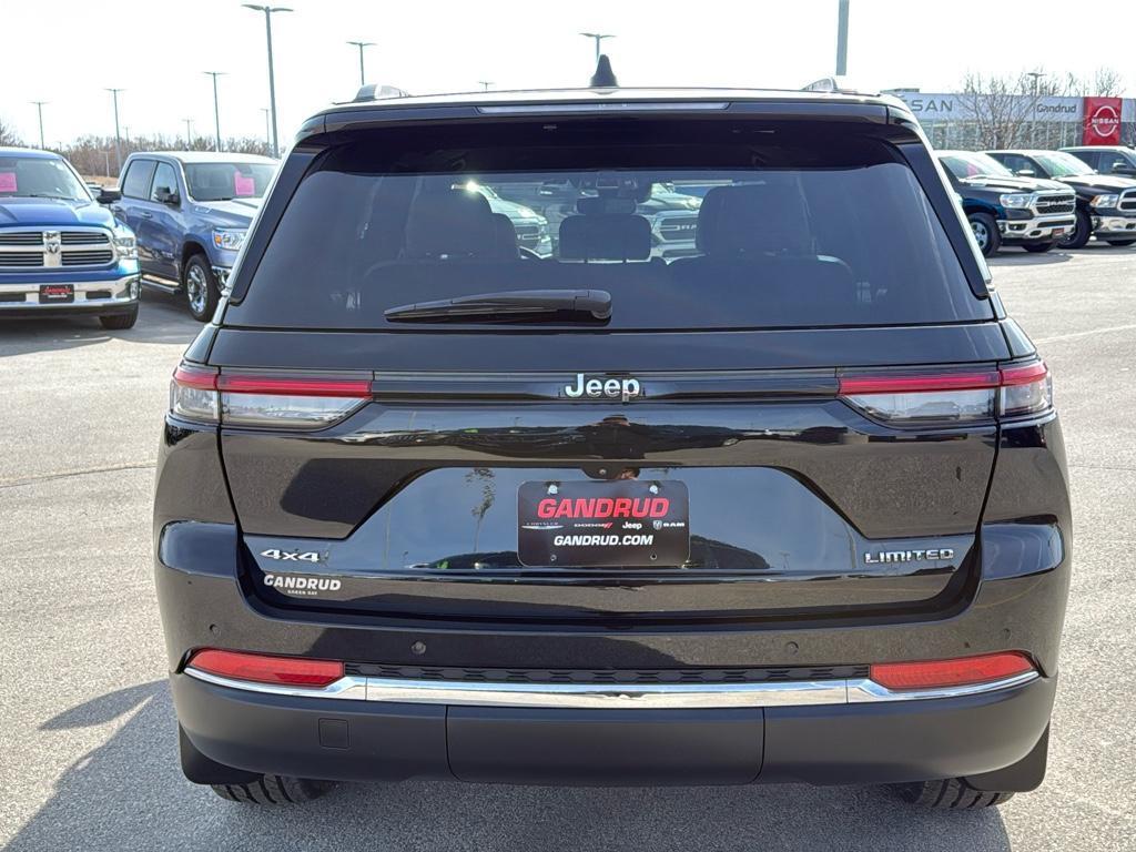 used 2023 Jeep Grand Cherokee car, priced at $31,895