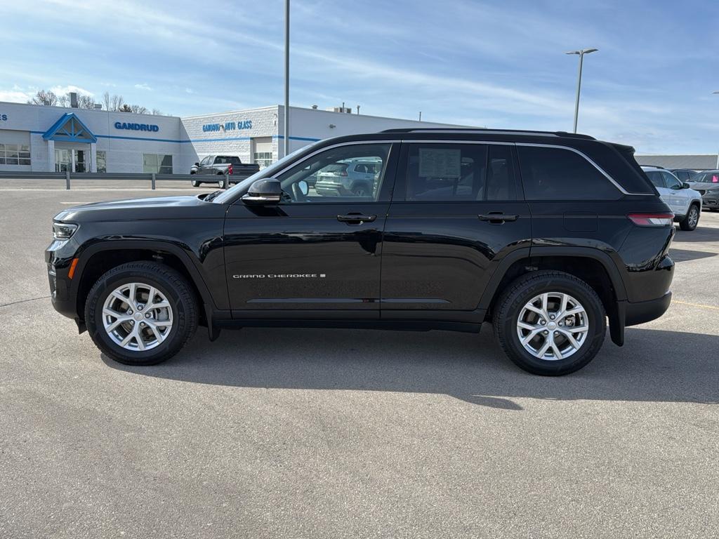 used 2023 Jeep Grand Cherokee car, priced at $31,895