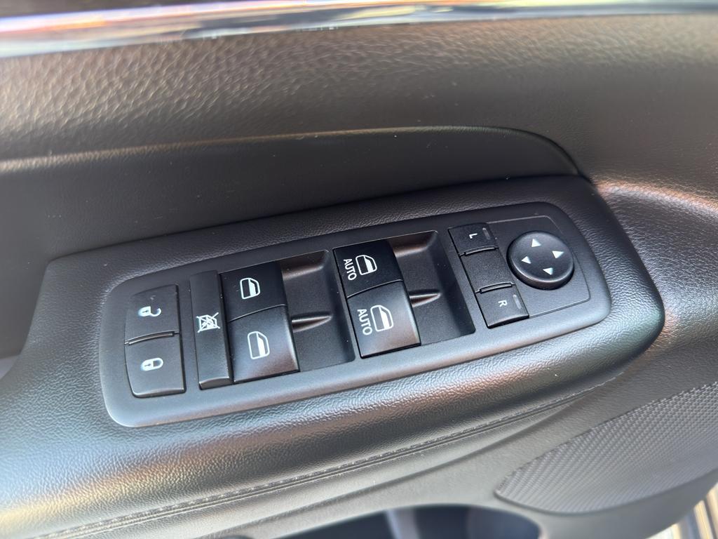 used 2018 Jeep Grand Cherokee car, priced at $16,995