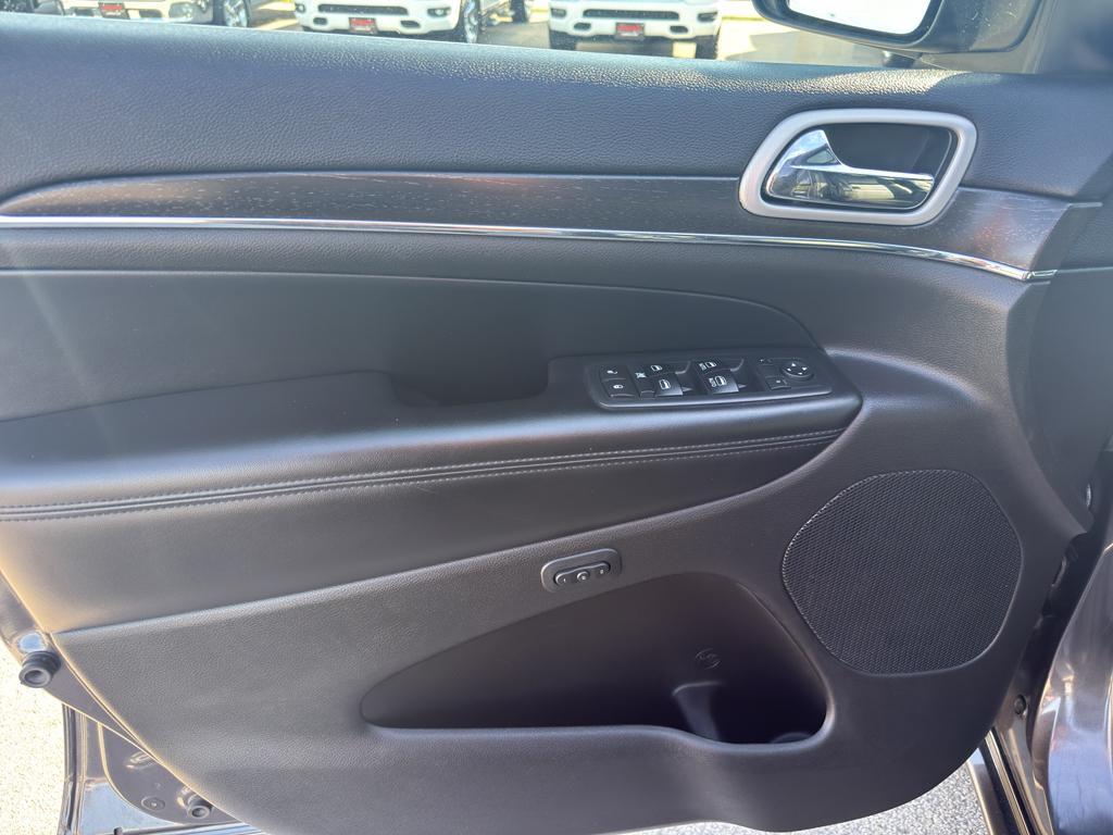 used 2018 Jeep Grand Cherokee car, priced at $16,995
