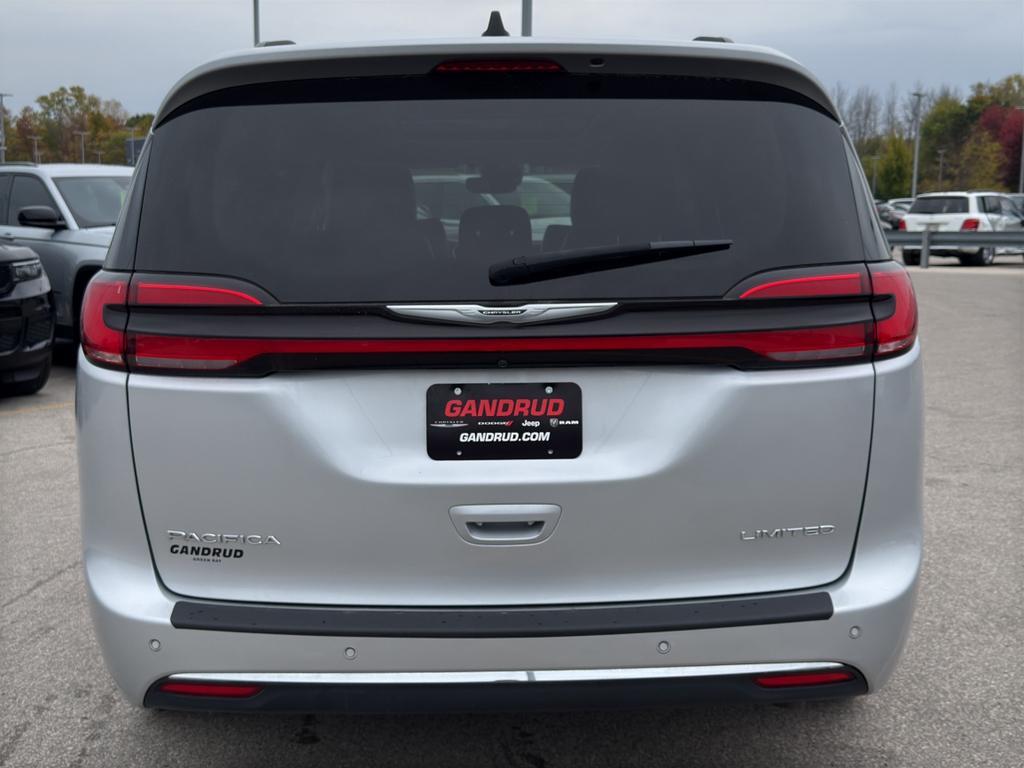 used 2023 Chrysler Pacifica car, priced at $28,995