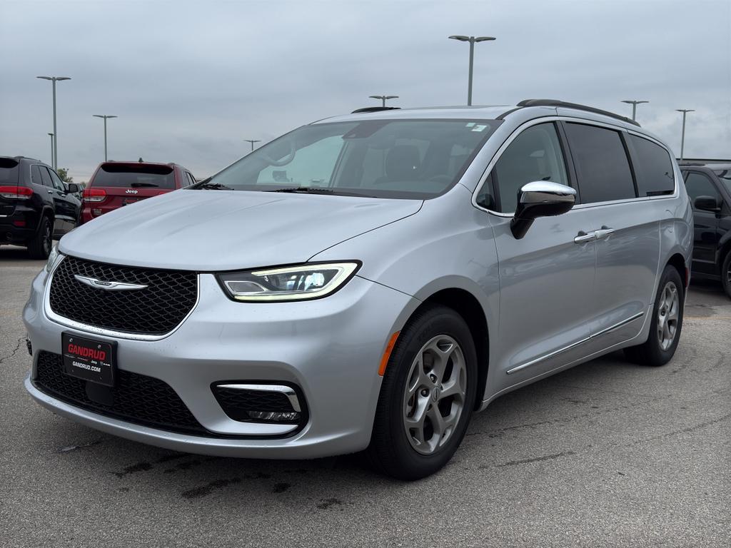 used 2023 Chrysler Pacifica car, priced at $28,995
