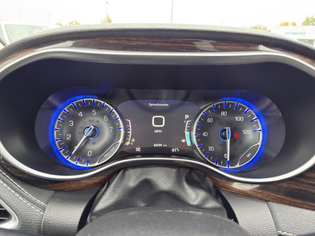 used 2023 Chrysler Pacifica car, priced at $28,995