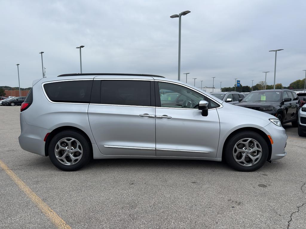 used 2023 Chrysler Pacifica car, priced at $28,995