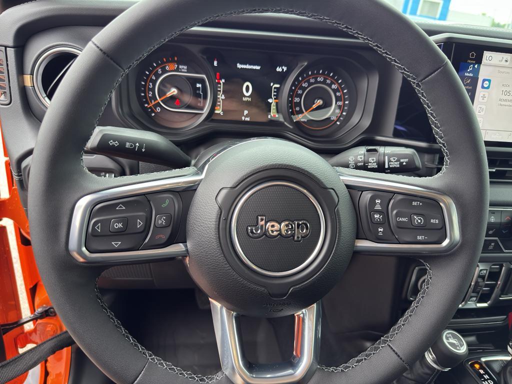 new 2025 Jeep Wrangler car, priced at $59,915