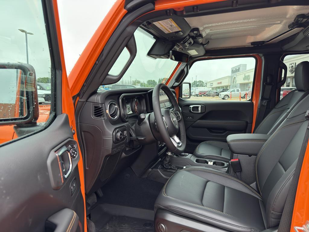 new 2025 Jeep Wrangler car, priced at $59,915