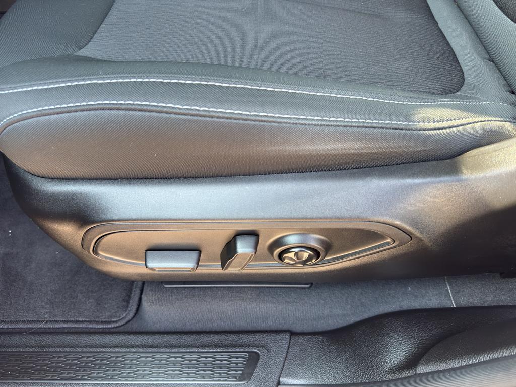 used 2023 Jeep Grand Cherokee car, priced at $31,795