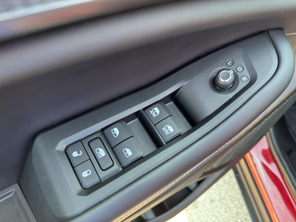 used 2023 Jeep Grand Cherokee car, priced at $31,795