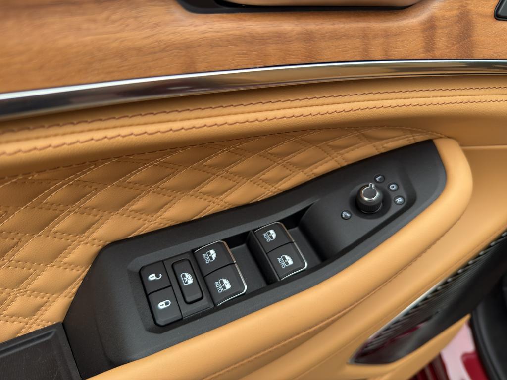 new 2025 Jeep Grand Cherokee car, priced at $67,669