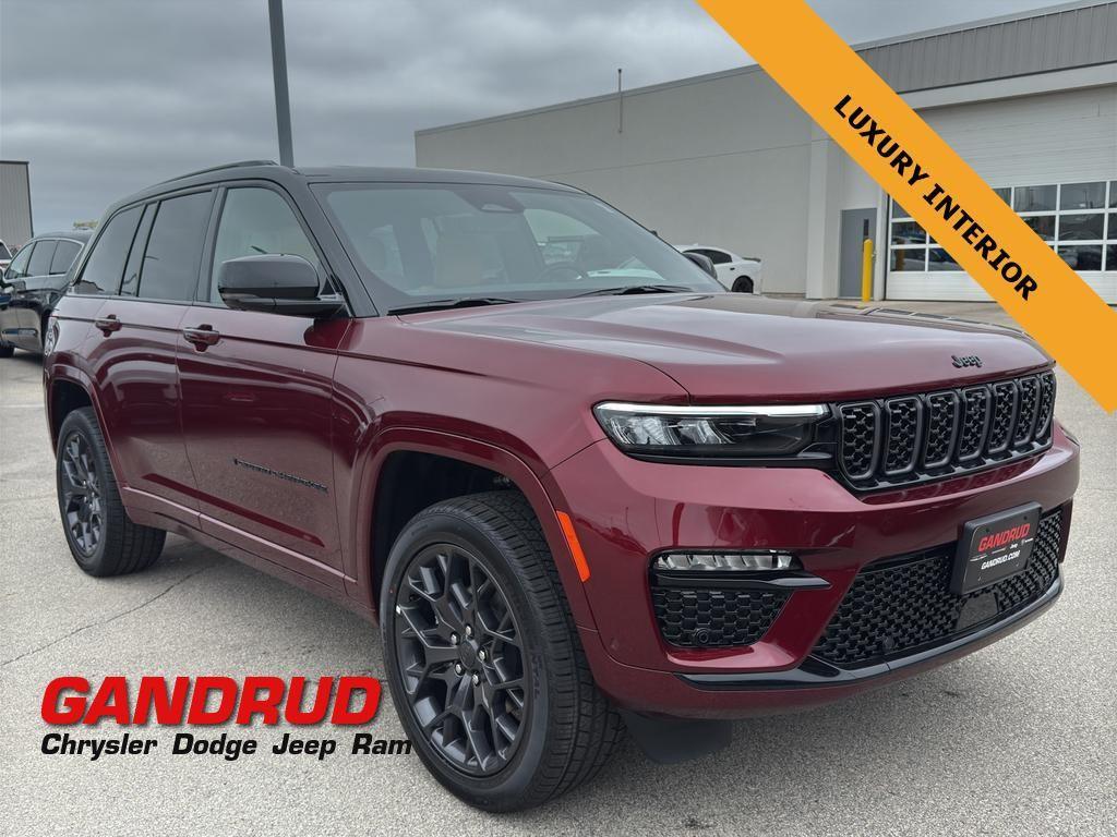 new 2025 Jeep Grand Cherokee car, priced at $67,669