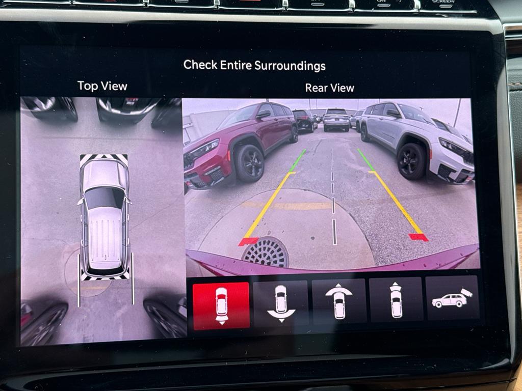 new 2025 Jeep Grand Cherokee car, priced at $67,669
