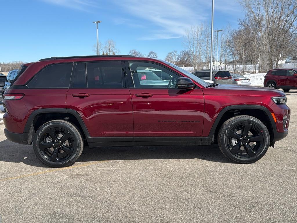 new 2025 Jeep Grand Cherokee car, priced at $53,786