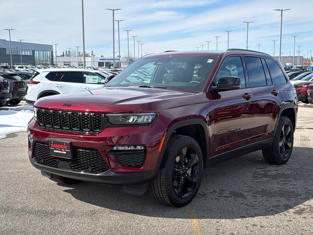 new 2025 Jeep Grand Cherokee car, priced at $53,786