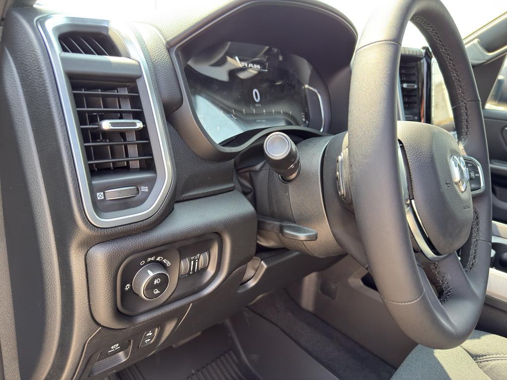 new 2025 Ram 1500 car