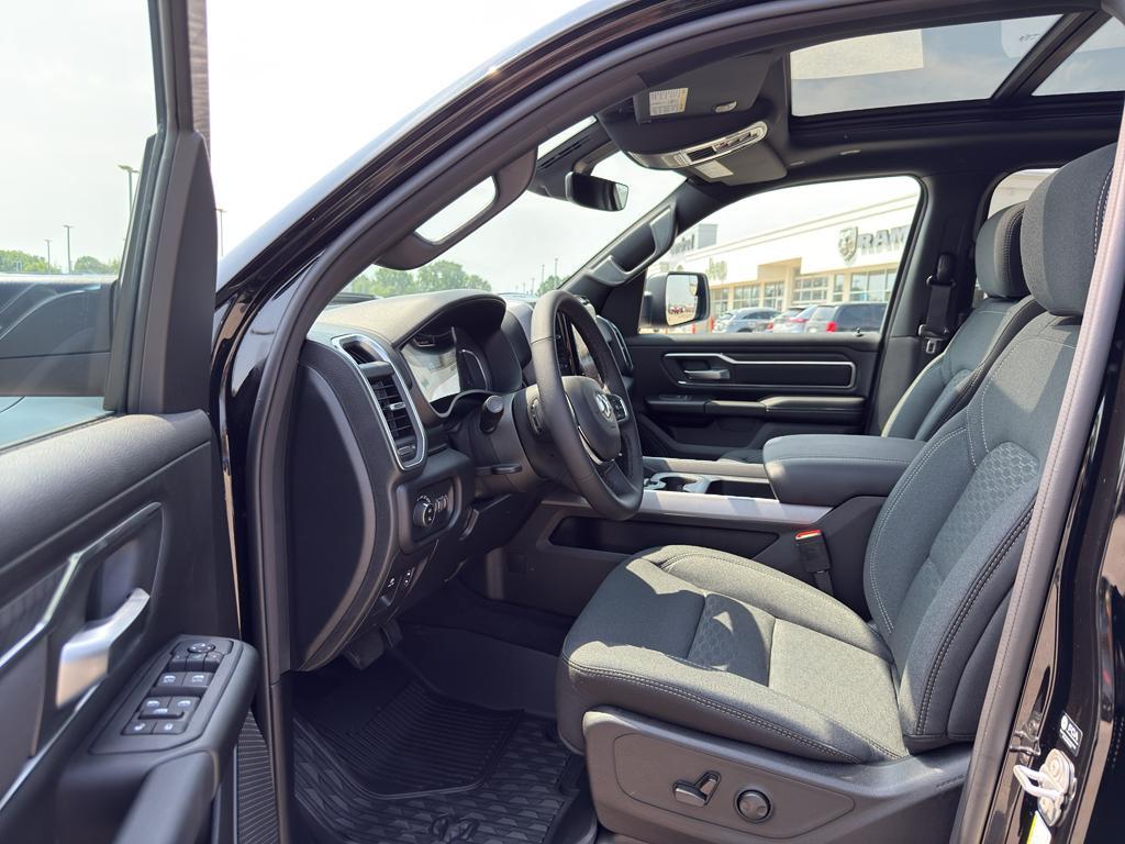 new 2025 Ram 1500 car