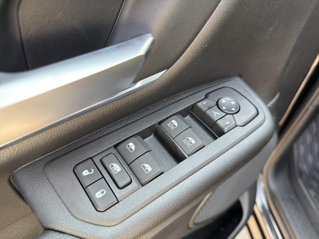 new 2025 Ram 1500 car