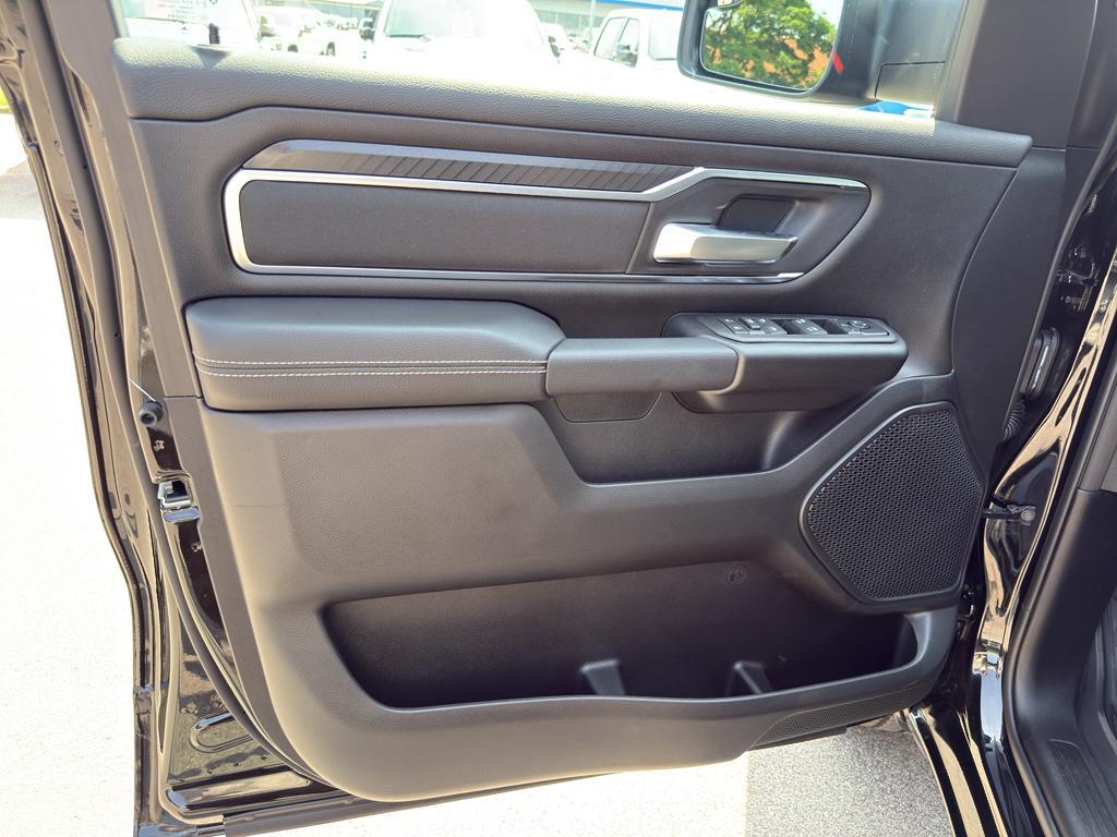 new 2025 Ram 1500 car