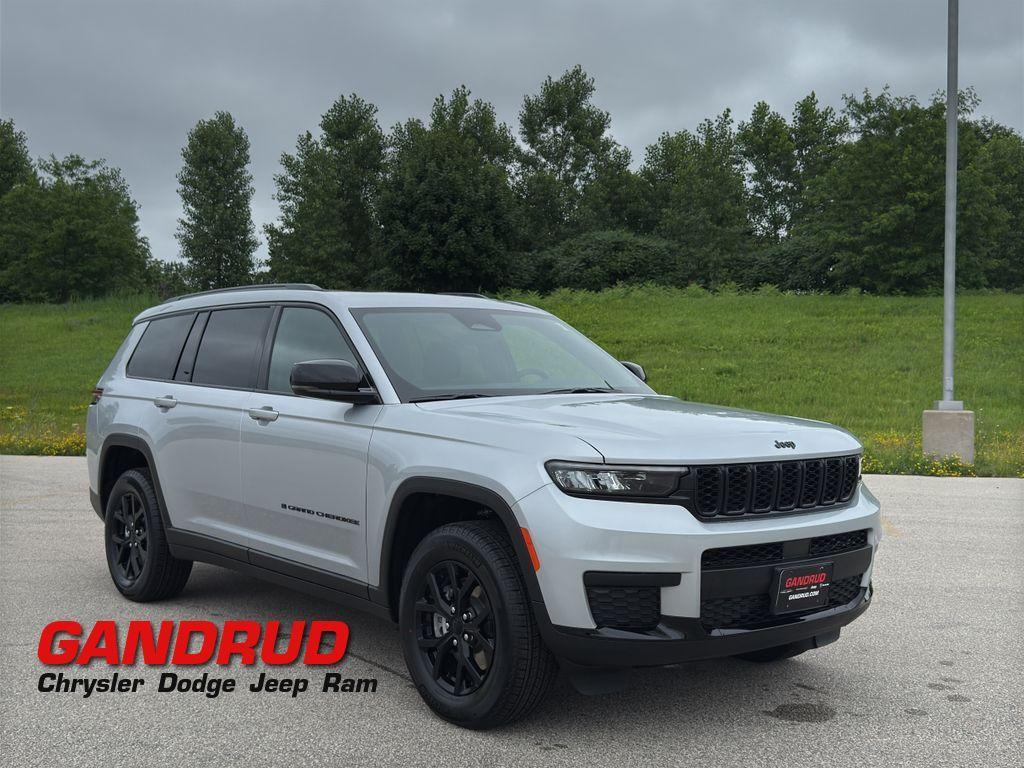 new 2025 Jeep Grand Cherokee L car, priced at $49,096