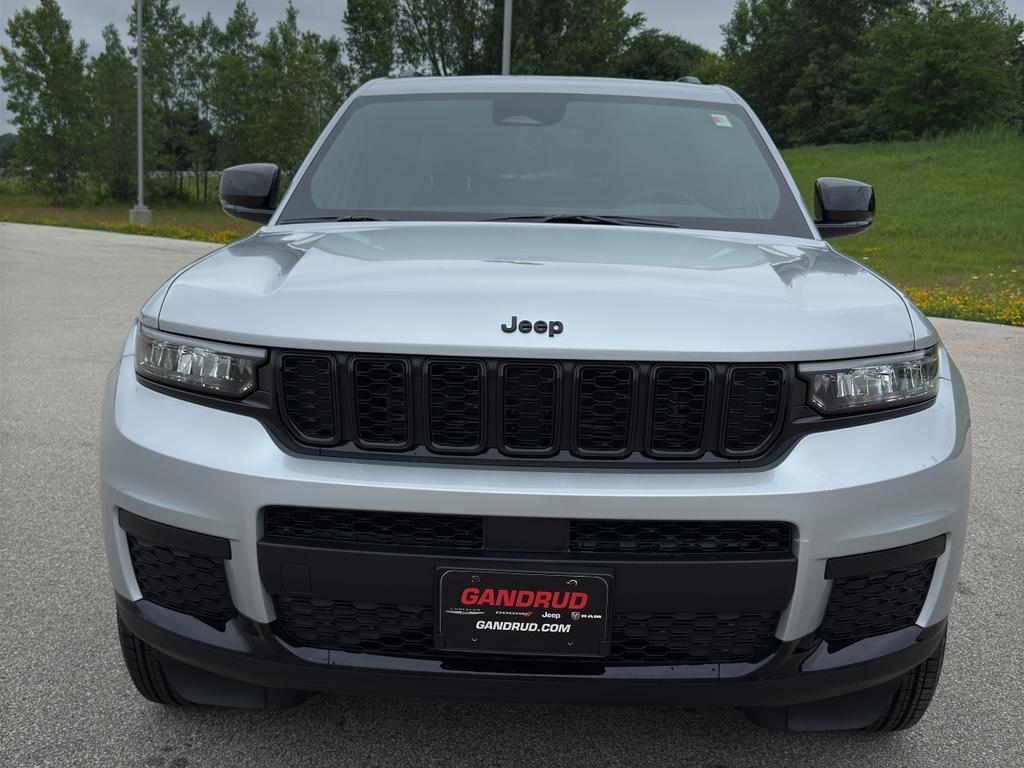 new 2025 Jeep Grand Cherokee L car, priced at $49,096