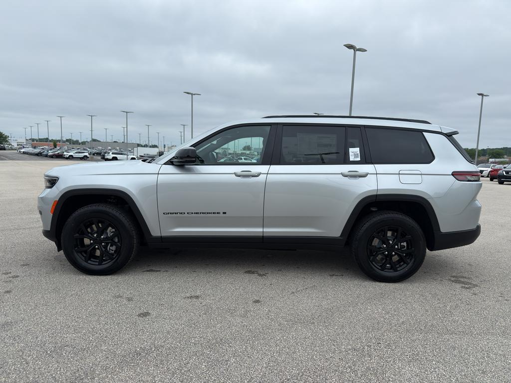 new 2025 Jeep Grand Cherokee L car, priced at $49,096