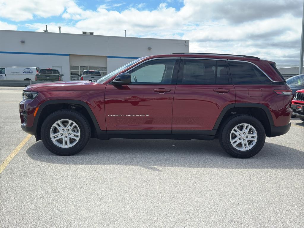 used 2023 Jeep Grand Cherokee car, priced at $30,195