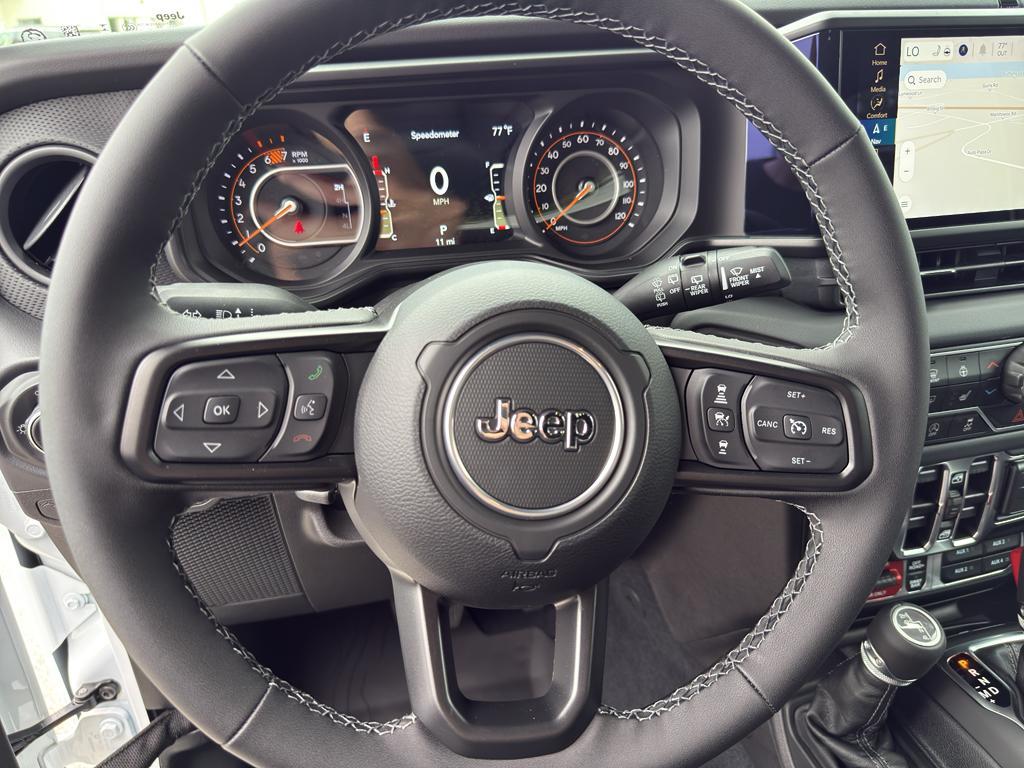 new 2025 Jeep Wrangler car, priced at $69,170