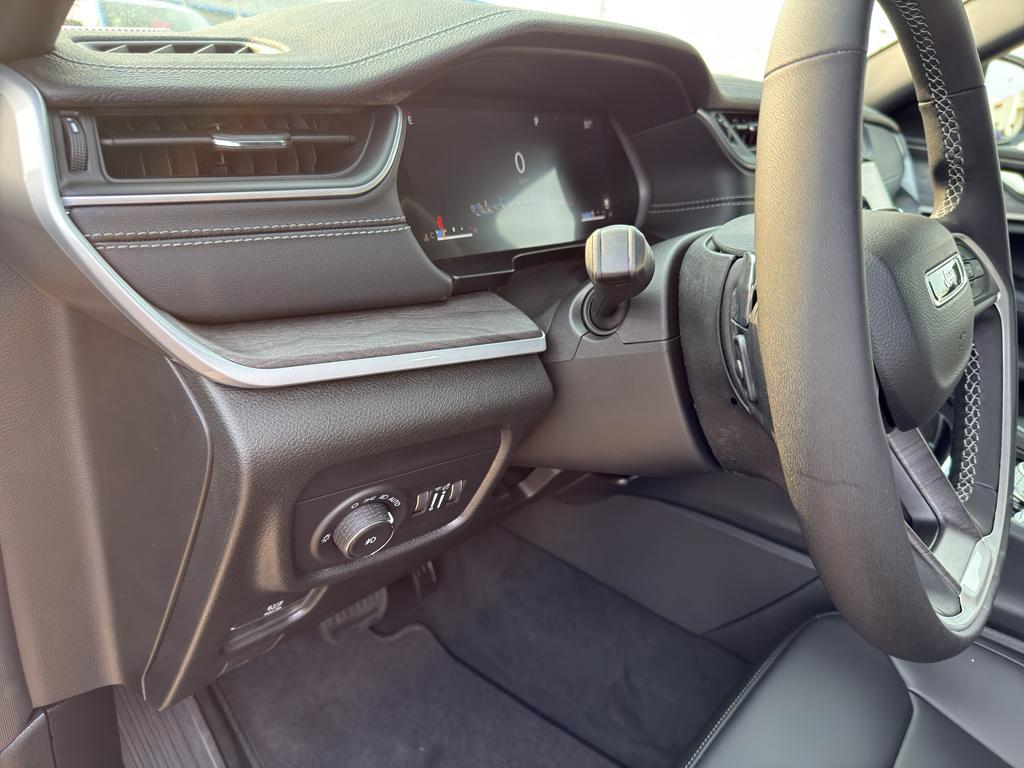 new 2025 Jeep Grand Cherokee L car, priced at $49,920