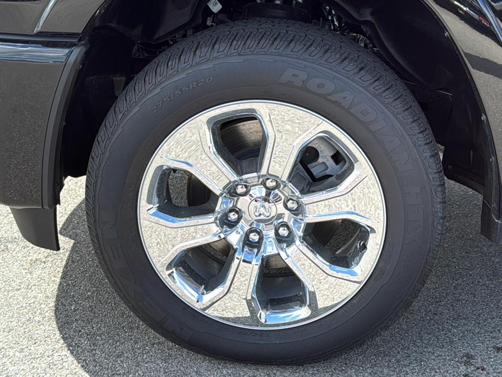 new 2025 Ram 1500 car, priced at $58,822