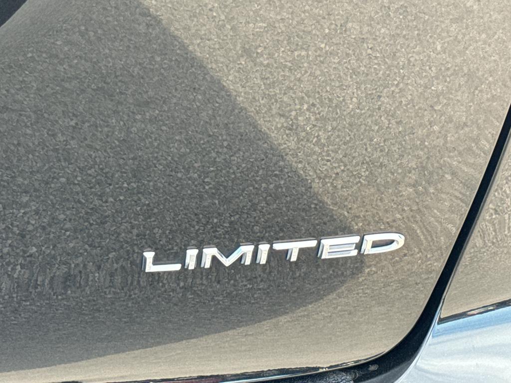 used 2023 Chrysler Pacifica car, priced at $30,295