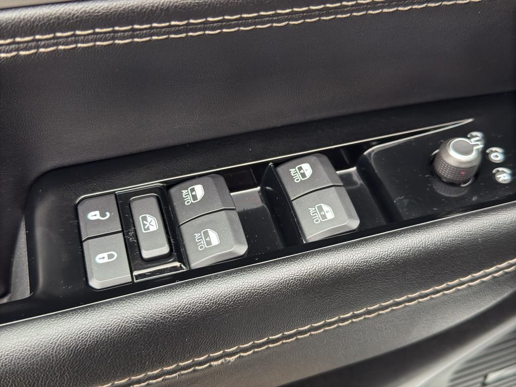 used 2024 Jeep Wagoneer car, priced at $51,795