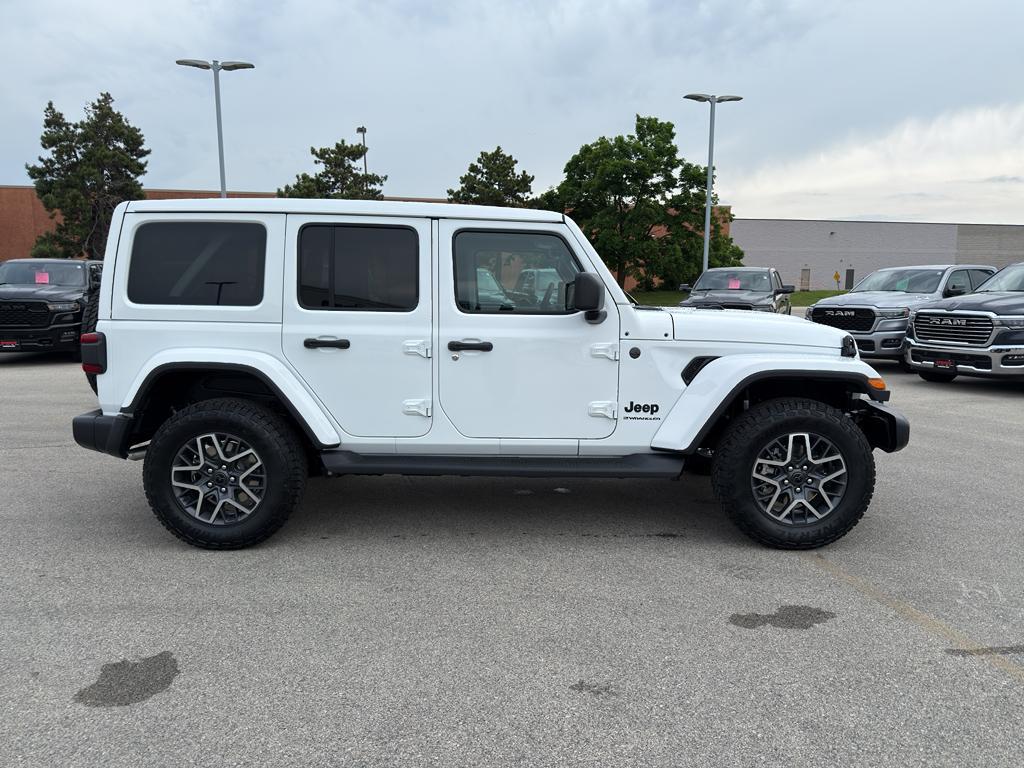 new 2025 Jeep Wrangler car, priced at $60,742