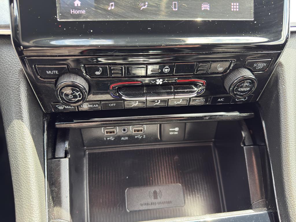 used 2023 Jeep Grand Cherokee car, priced at $35,295