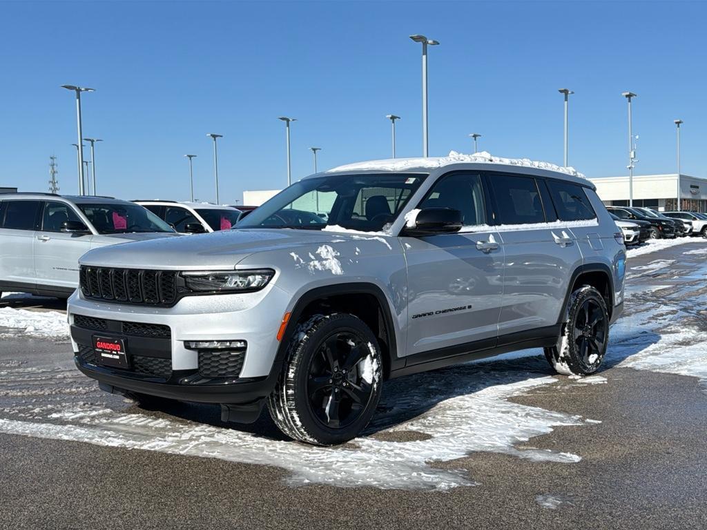 used 2022 Jeep Grand Cherokee L car, priced at $33,995