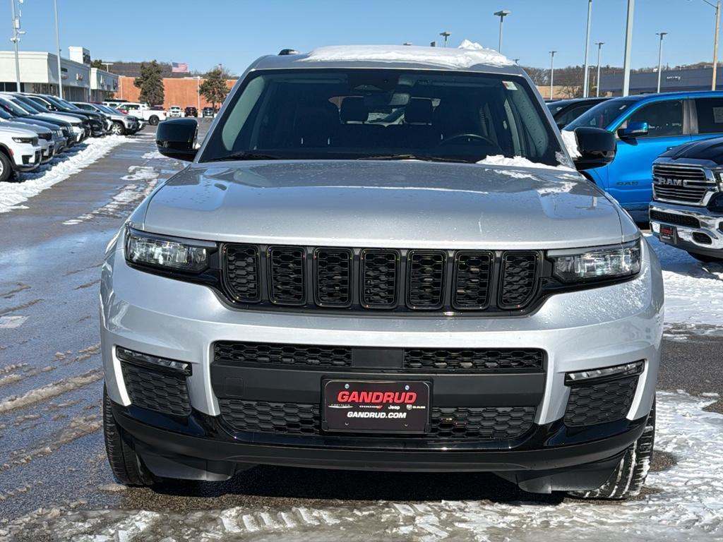 used 2022 Jeep Grand Cherokee L car, priced at $33,995