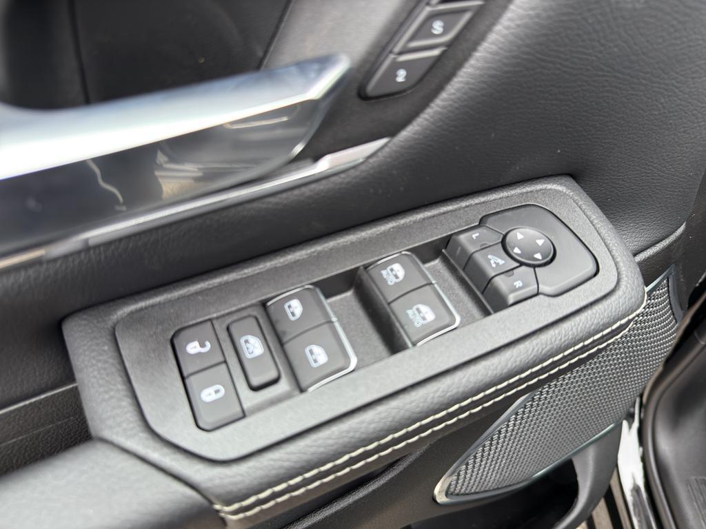 new 2025 Ram 1500 car, priced at $65,255