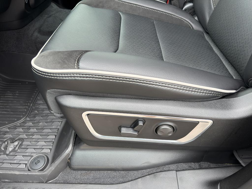 new 2025 Ram 1500 car, priced at $65,255