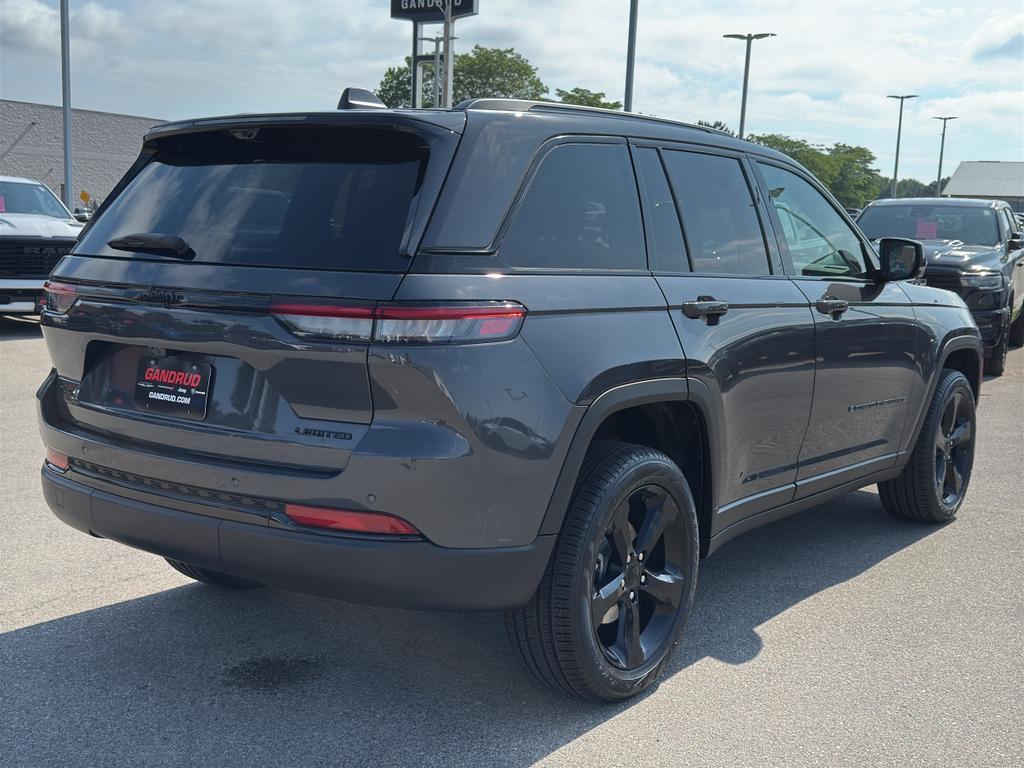 new 2025 Jeep Grand Cherokee car, priced at $56,098