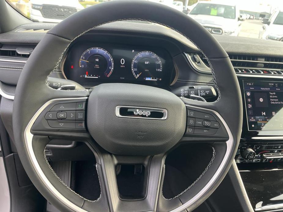 new 2025 Jeep Grand Cherokee car, priced at $45,743