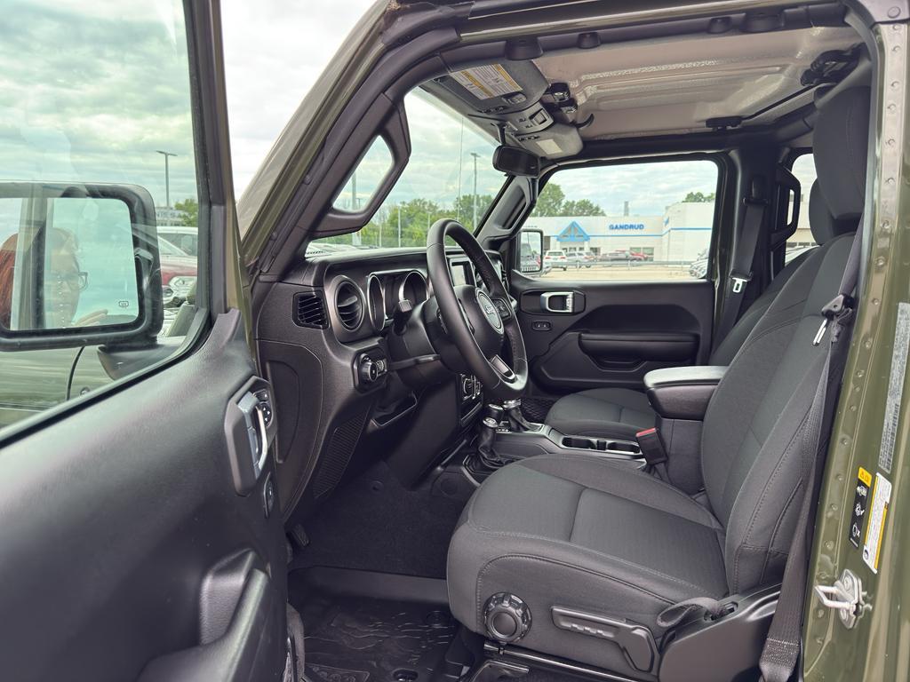 used 2021 Jeep Wrangler Unlimited car, priced at $35,595