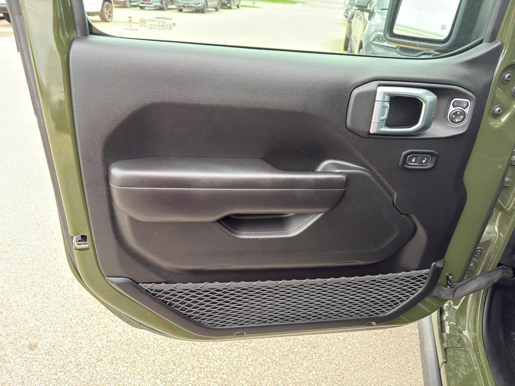 used 2021 Jeep Wrangler Unlimited car, priced at $35,595
