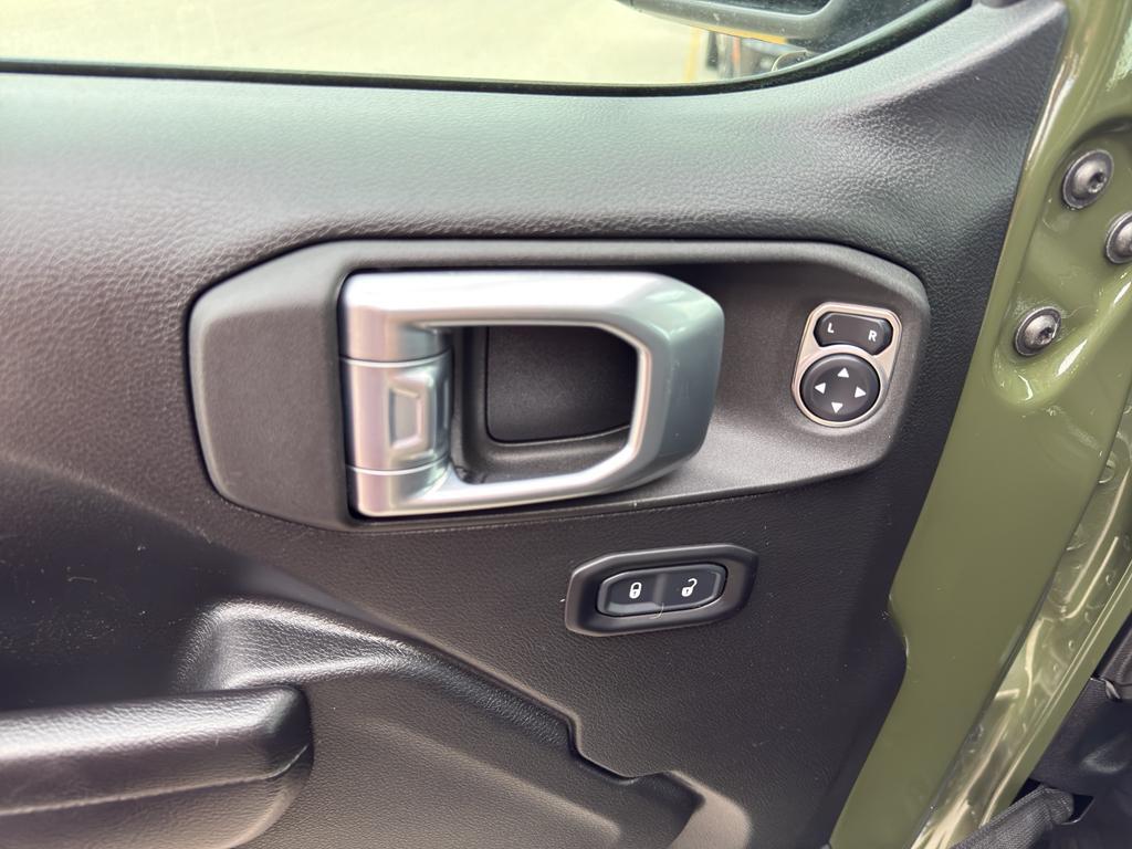 used 2021 Jeep Wrangler Unlimited car, priced at $35,595